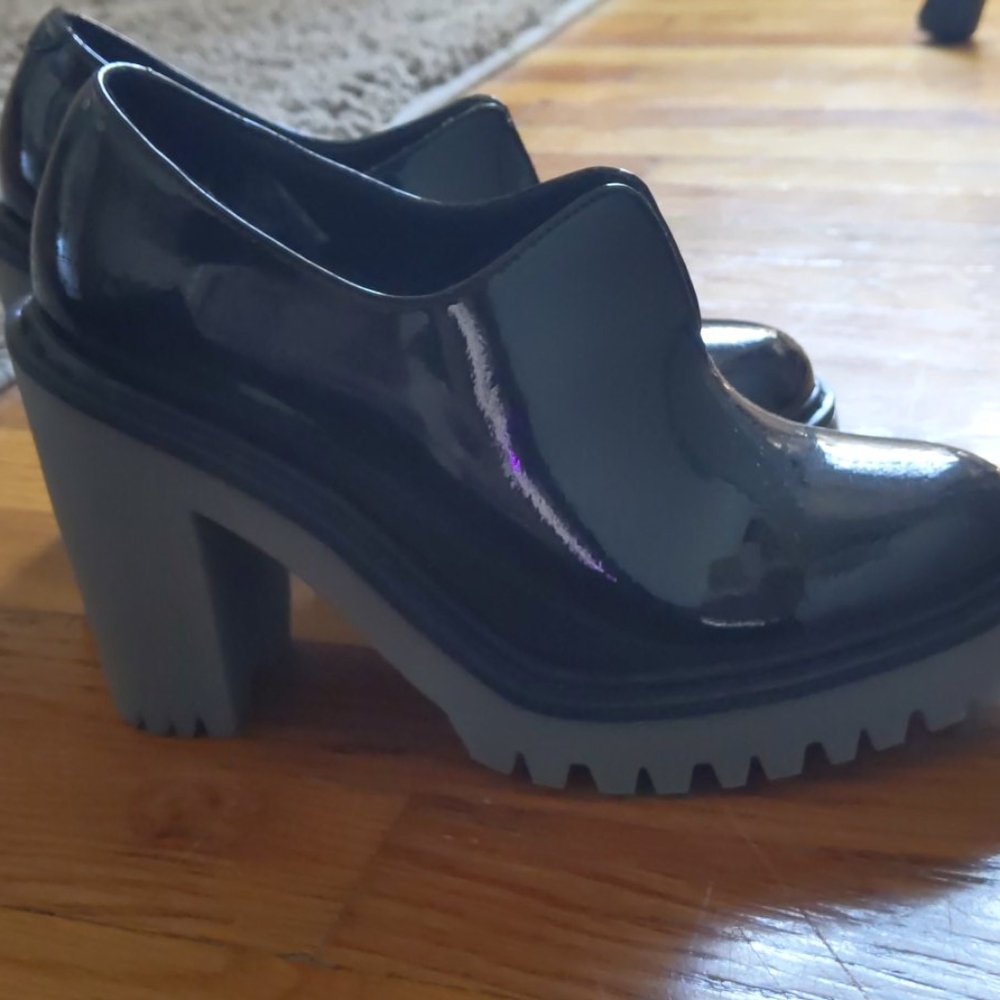 Dr. Martens Patent Heels brand new UK4/US6